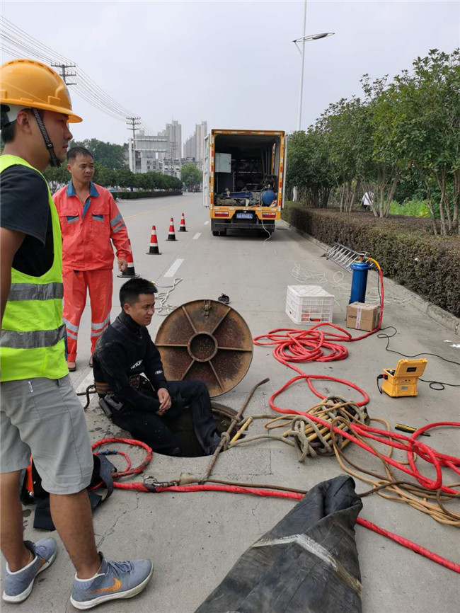 蒲江翻衬法管道修复技术主要工序
